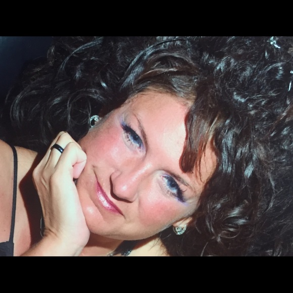 Meet your Posher, Lisa - Picture 6 of 8